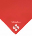 Foulard rouge croix basque brodé personnalisé