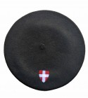 Béret savoyard noir fabriqué à Bayonne et personnalisé à Osses
