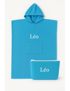Cadeau naissance: poncho et trousse personnalisés