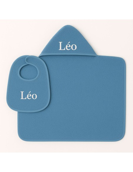 Cadeau naissance: maxi cape et bavoir personnalisés